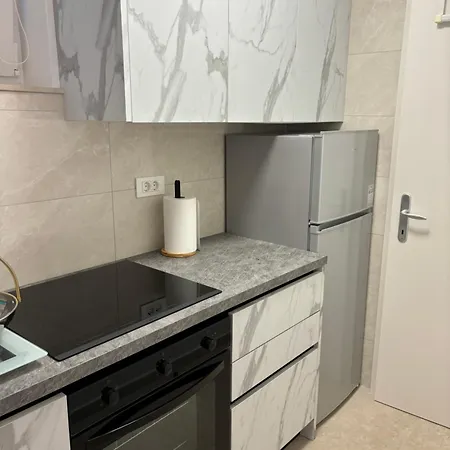 公寓 Lazar One Aparment