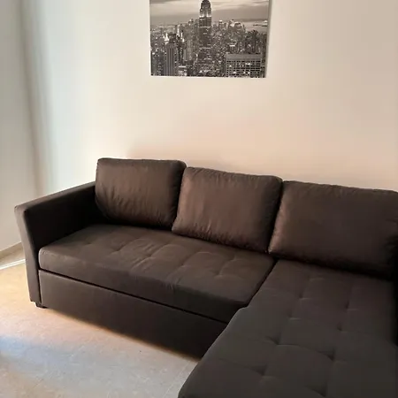 Lazar One Aparment * 伊佐拉